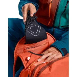 Ortovox Clasp Spine Protector